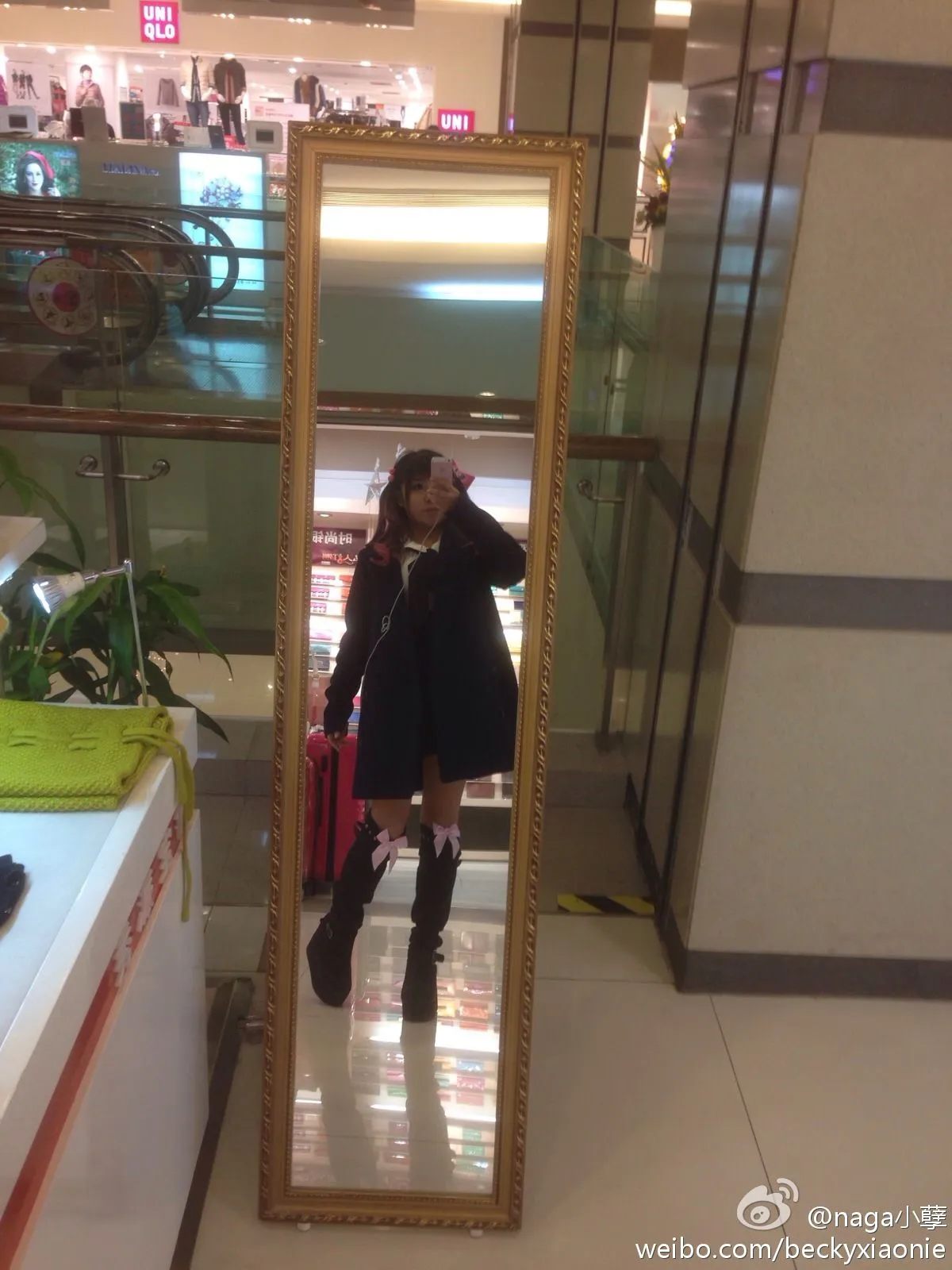 花店老板娘 封面海报(网曝黑料)